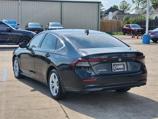 2023 Honda Accord LX 1.5T