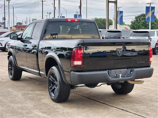 2022 RAM 1500 Classic Warlock Quad Cab 4x4 6'4' Box