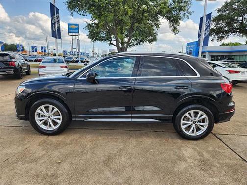 2023 Audi Q3 Premium 45 TFSI S line quattro Tiptronic