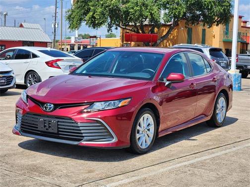 2022 Toyota Camry LE