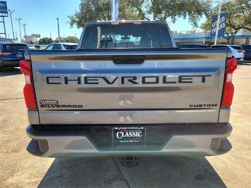 2021 Chevrolet Silverado 1500 Custom