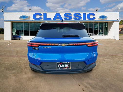 Riptide Blue Metallic 2026 Chevrolet Equinox EV LT