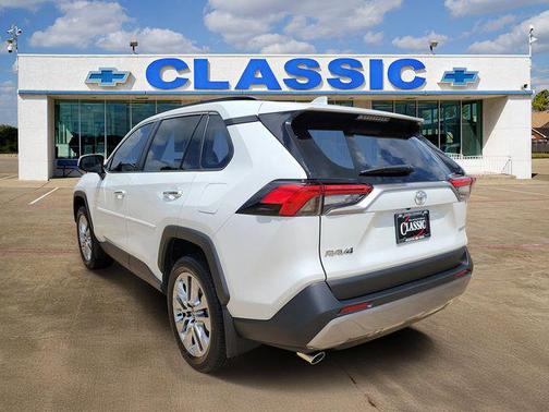 Pearl 2025 Toyota RAV4 Limited