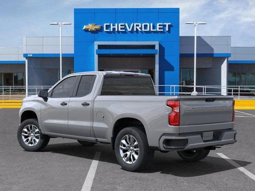 2025 Chevrolet Silverado 1500 Custom