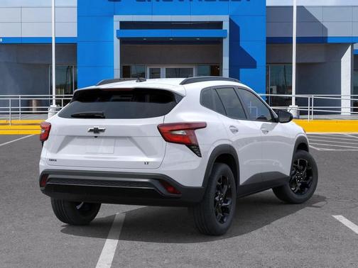 Summit White 2026 Chevrolet Trax LT