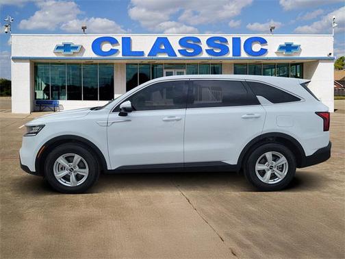 2023 Kia Sorento LX