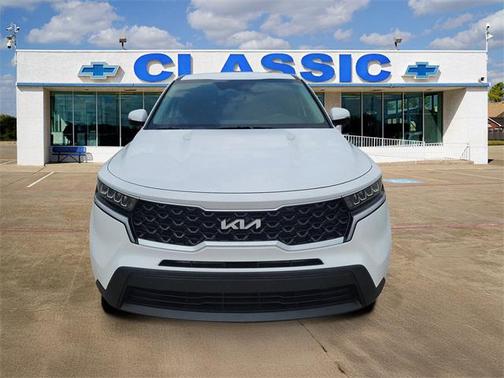 2023 Kia Sorento LX