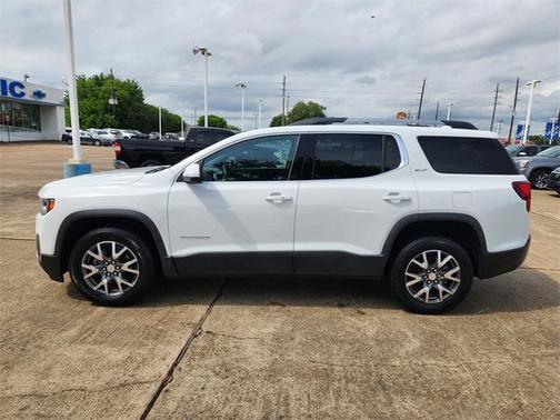 2023 GMC Acadia AWD SLT