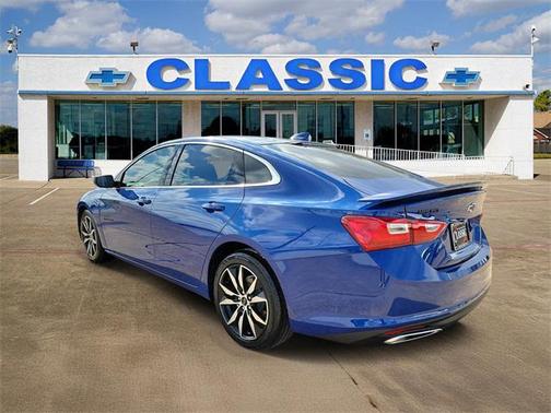 2023 Chevrolet Malibu FWD RS