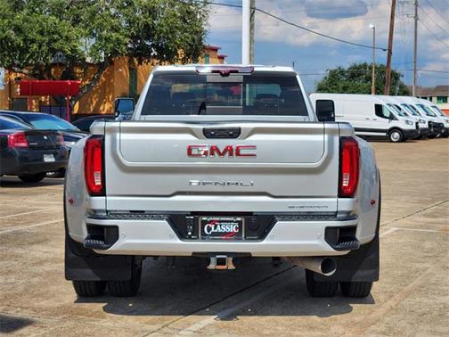 2022 GMC Sierra 3500 Denali
