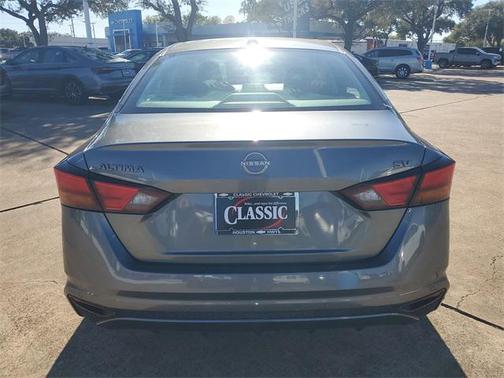 2023 Nissan Altima 2.5 SV