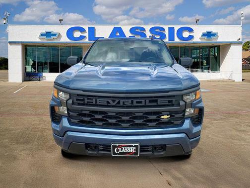 Lakeshore Blue Metallic 2024 Chevrolet Silverado 1500 Custom