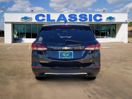 Mosaic Black Metallic 2024 Chevrolet Equinox 1LT
