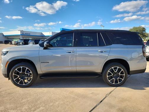 2026 Chevrolet Tahoe 4WD RST