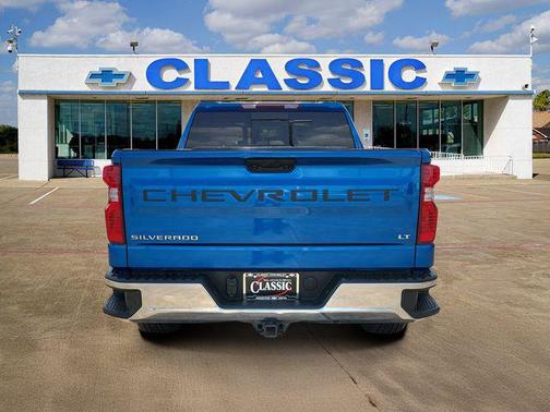Glacier Blue Metallic 2024 Chevrolet Silverado 1500 LT