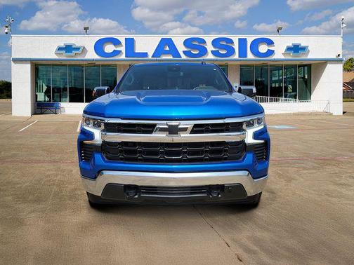 Glacier Blue Metallic 2024 Chevrolet Silverado 1500 LT