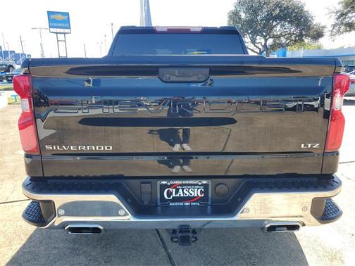 2024 Chevrolet Silverado 1500 LTZ