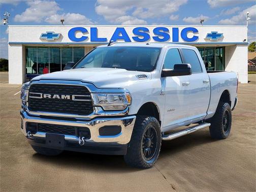 2022 RAM 2500 Big Horn Crew Cab 4x4 6'4' Box