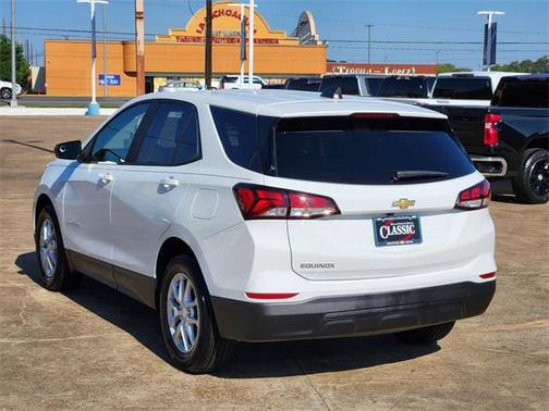 2022 Chevrolet Equinox LS