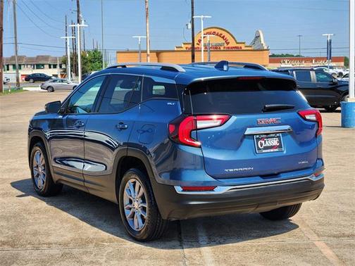 2024 GMC Terrain SLT