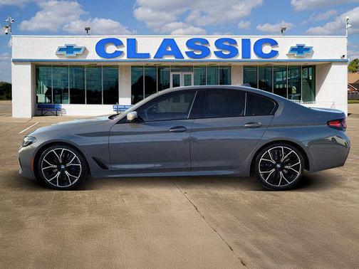 2022 BMW M550 i Xdrive