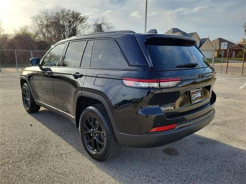 2025 Jeep Grand Cherokee Altitude