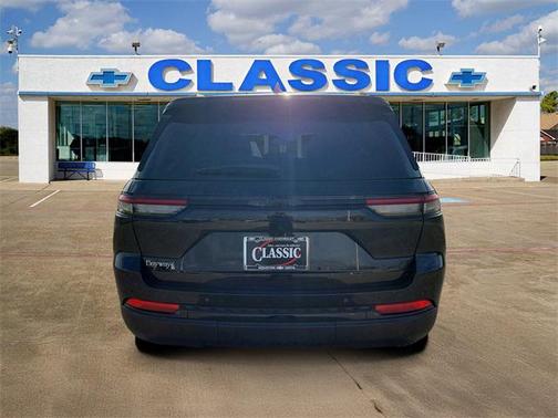 2025 Jeep Grand Cherokee Altitude