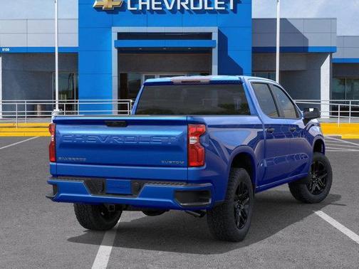2025 Chevrolet Silverado 1500 Custom