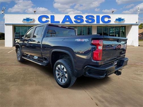 2024 Chevrolet Silverado 2500 Custom