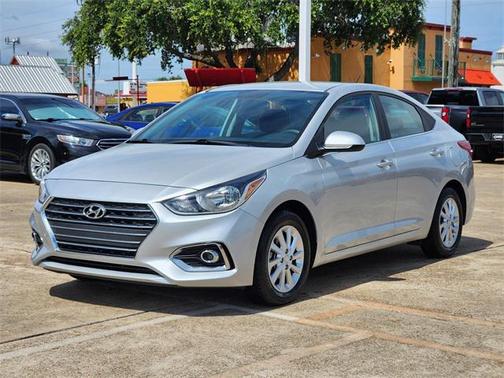 2022 Hyundai Accent SEL