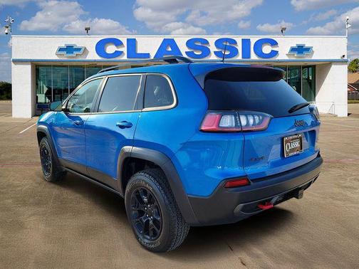 2022 Jeep Cherokee Trailhawk