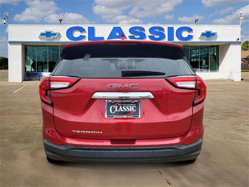 2022 GMC Terrain SLE