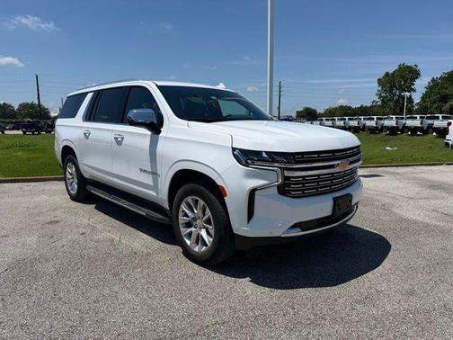 Summit White 2023 Chevrolet Suburban Premier