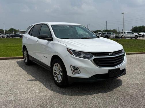 Summit White 2019 Chevrolet Equinox LS