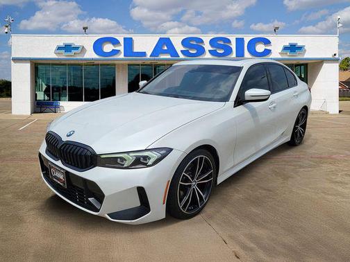 Mineral White Metallic 2023 BMW 330 330i