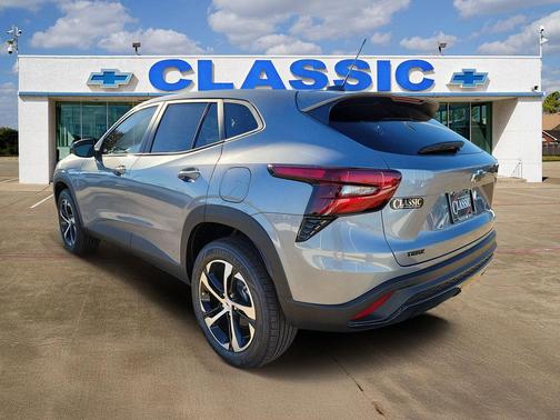 2026 Chevrolet Trax FWD 1RS