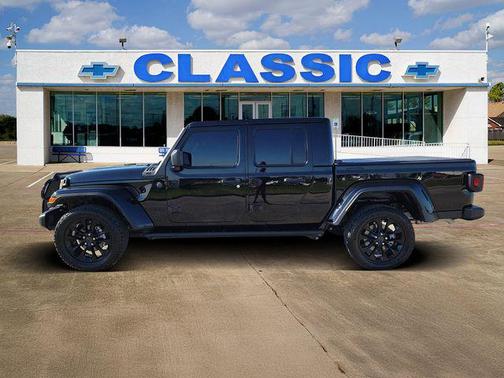 2025 Jeep Gladiator Nighthawk