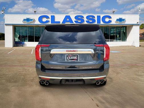 Hunter Metallic 2022 GMC Yukon Denali