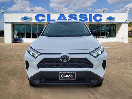 Ice 2024 Toyota RAV4 LE