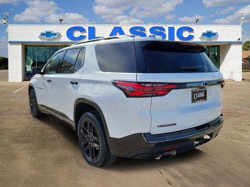 2022 Chevrolet Traverse Premier