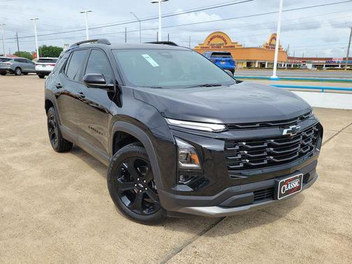 Mosaic Black Metallic 2025 Chevrolet Equinox 1LT