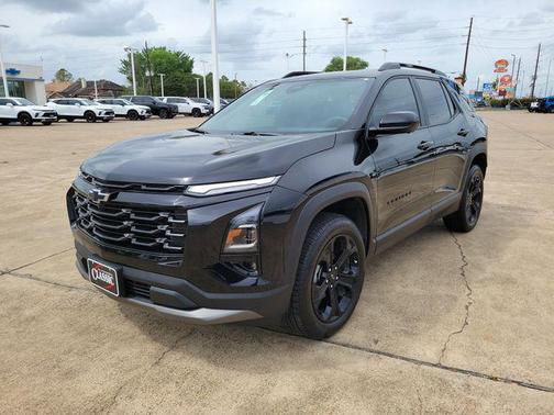 Mosaic Black Metallic 2025 Chevrolet Equinox 1LT