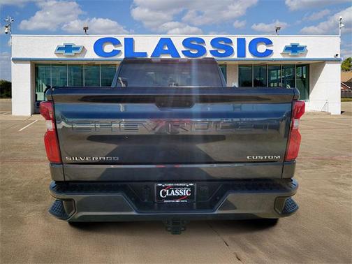 2021 Chevrolet Silverado 1500 Custom