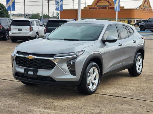 2024 Chevrolet Trax LS