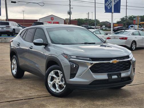 2024 Chevrolet Trax LS
