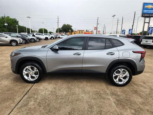 2024 Chevrolet Trax LS