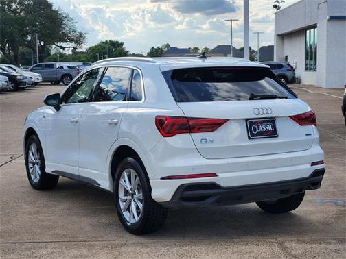 2023 Audi Q3 Premium 45 TFSI S line quattro Tiptronic