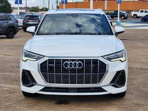 2023 Audi Q3 Premium 45 TFSI S line quattro Tiptronic