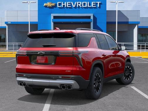 Radiant Red Tintcoat 2026 Chevrolet Traverse AWD Z71