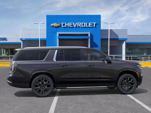 2026 Chevrolet Suburban LT